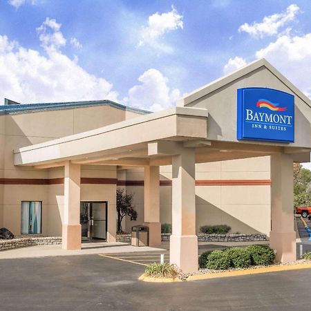 Baymont By Wyndham Greensburg Ngoại thất bức ảnh